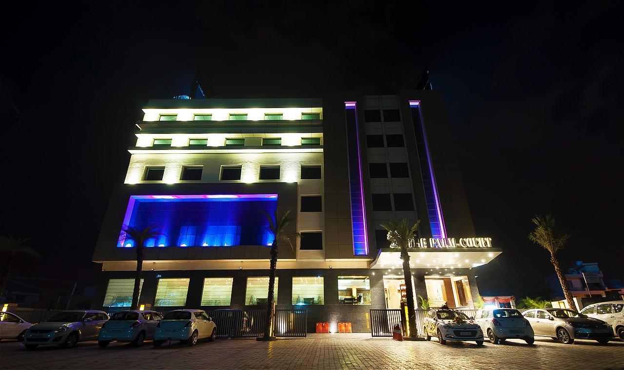 The Palm Court Hotel Ludhiana Exterior foto