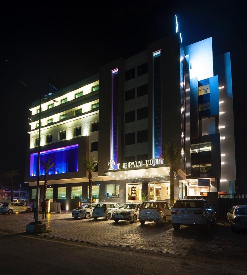 The Palm Court Hotel Ludhiana Exterior foto